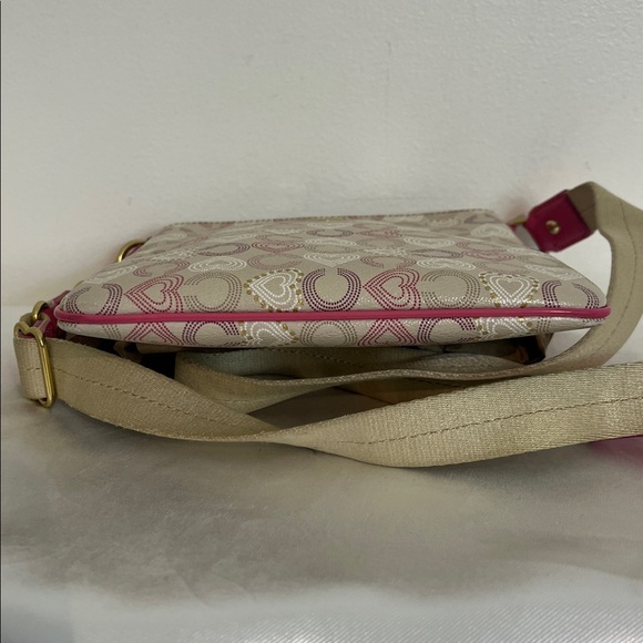Coach Crossbody Heart Swingpack - Picture 7 of 17